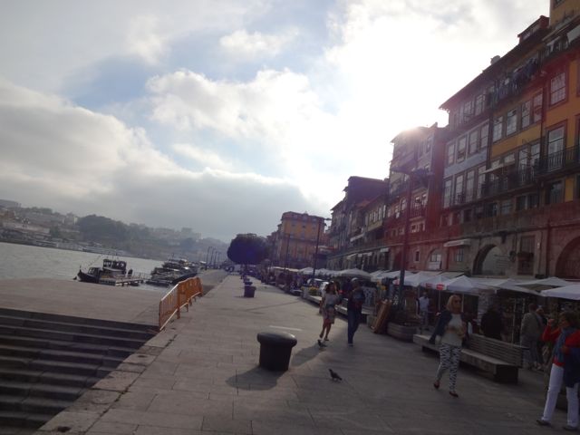 Restaurants along the Rio Duoro