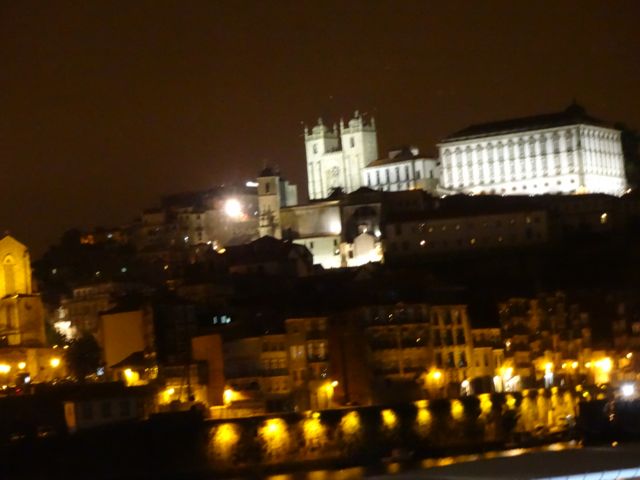 Oporto by night