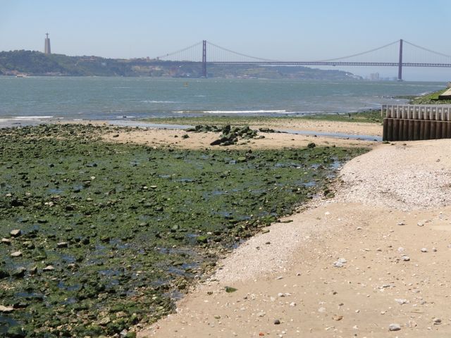 Rio Tejo with Ponte 25 de Abril
