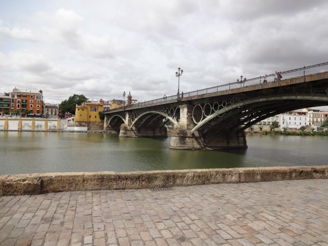 Puente de Isabel II