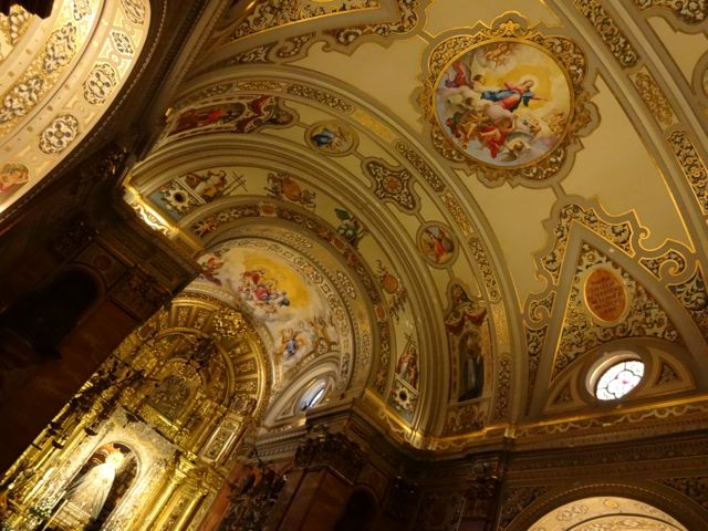 Inside the Basílica de La Macarena