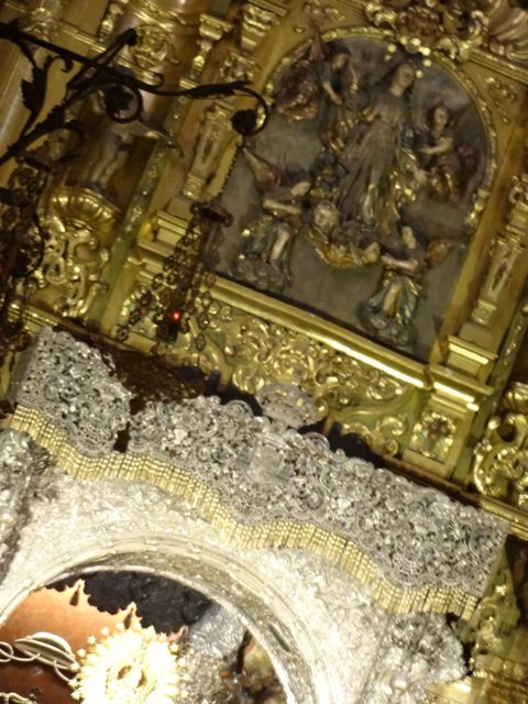 Inside the Basílica de La Macarena