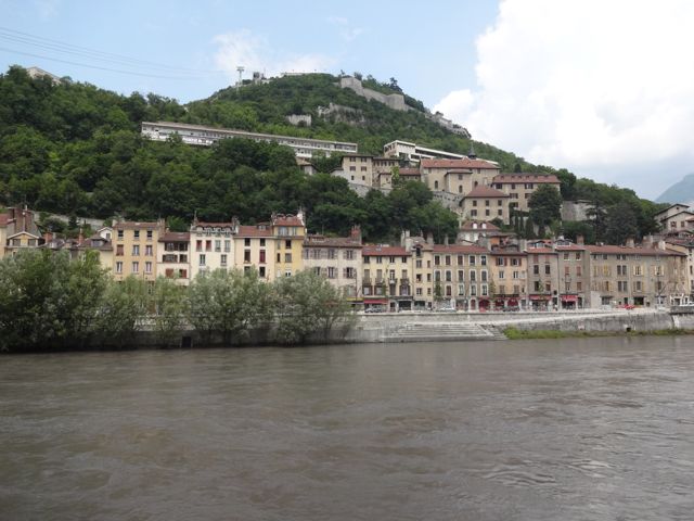 L'Isère looking towards La Bastille
