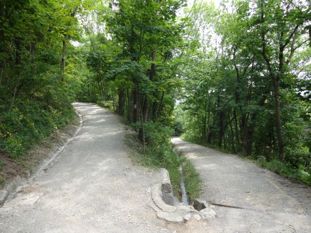 Walk up to La Bastille
