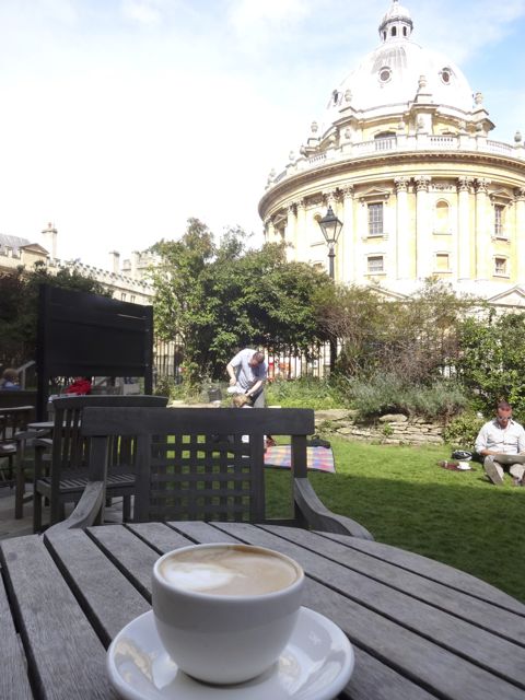 Relaxing coffee in Radcliffe Square
