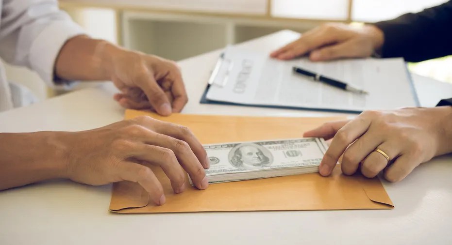 is-it-a-sin-to-borrow-money-according-to-the-bible-christ-win