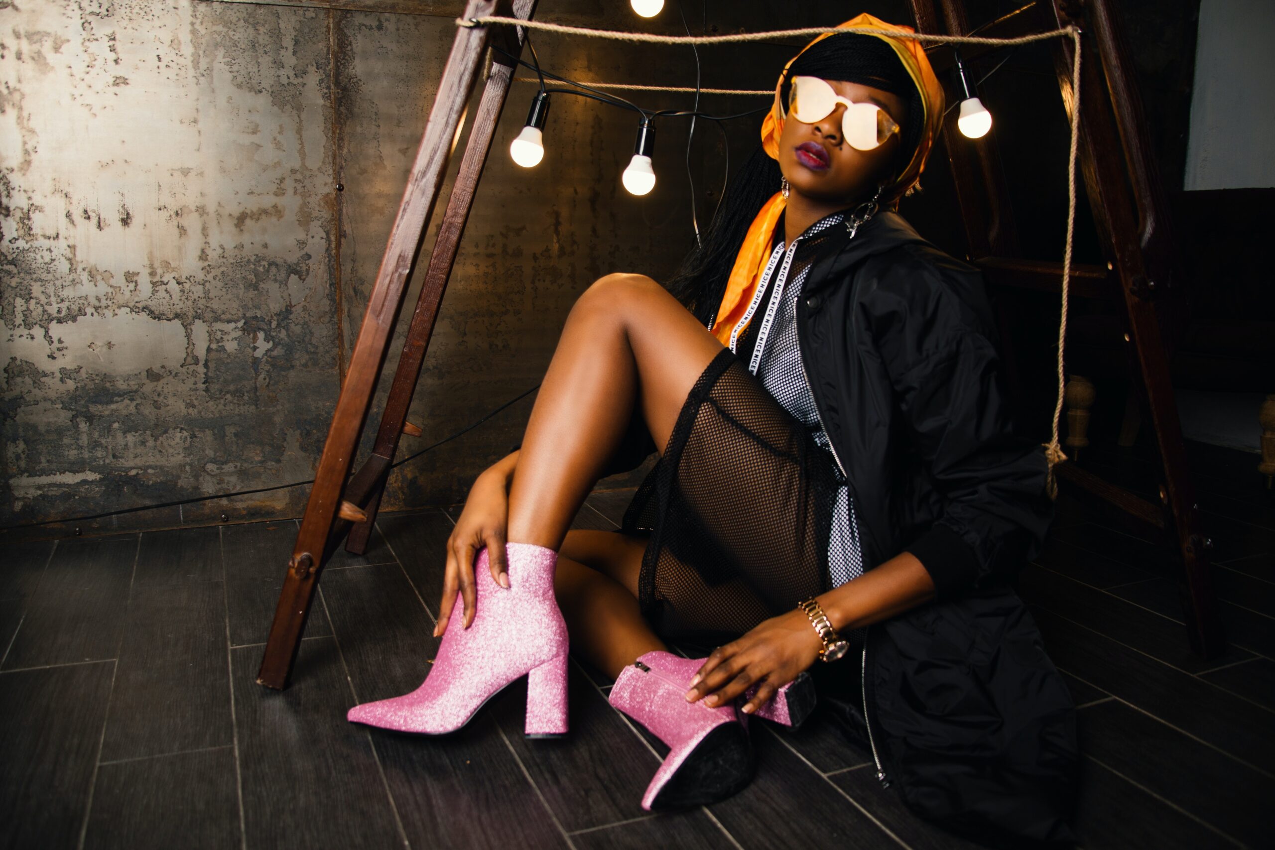 A picture showing a stylish woman with accessories