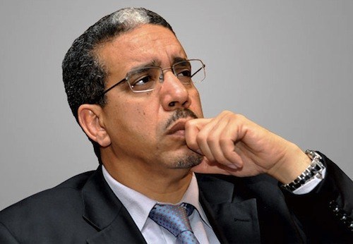 وزير الطاقة يحل بالعيون.. واستثناء رؤساء جماعات في الصحراء من حضور اجتماعاته يخلف موجة انتقادات عارمة!