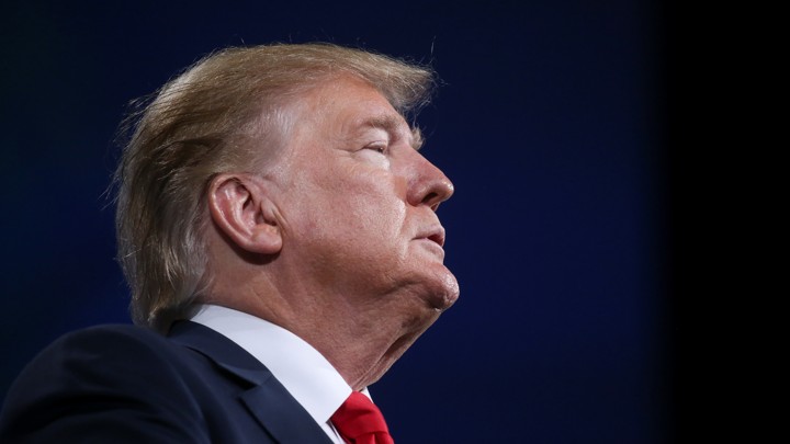U.S. President Donald Trump addresses the National Rifle Association-Institute for Legislative Action's (NRA-ILA) 148th annual meeting during the NRA-ILA Leadership Forum in Indianapolis, Indiana, U.S., April 26, 2019. REUTERS/Leah Millis - RC1E28BA6CC0