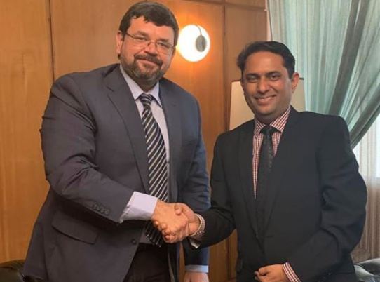 قائد بعثة المينورسو يحل بالسفارة الروسية بالمغرب..وروسيا تحث غوتيريس على توفر شروط دقيقة في خلف كولر..