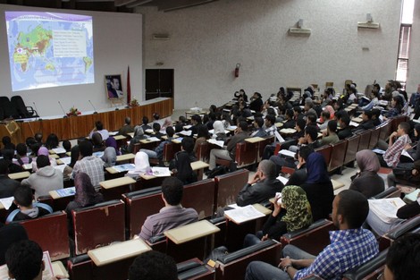 وزارة التعليم العالي تعلن موعد الدخول الجامعي و تخير الطلبة بين الدراسة عن بعد أو التعليم الحضوري !