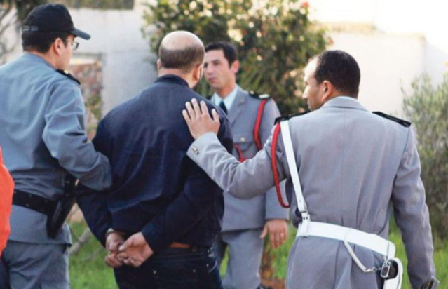 النصب بصفة كولونيل في الجيش يقود إلى اعتقال شخصين بكلميم !