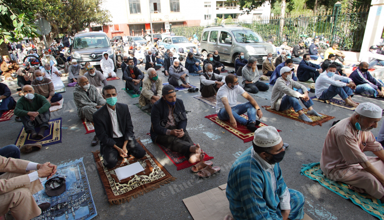 تطبيق مغربي للصلاة متهم ببيع بيانات مستخدميه للسلطات الأمريكية !