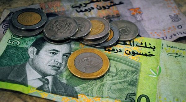 والي بنك المغرب: لا يمكن الإستمرار في تحرير الدرهم في الظرفية الحالية رغم ضغوط النقد الدولي