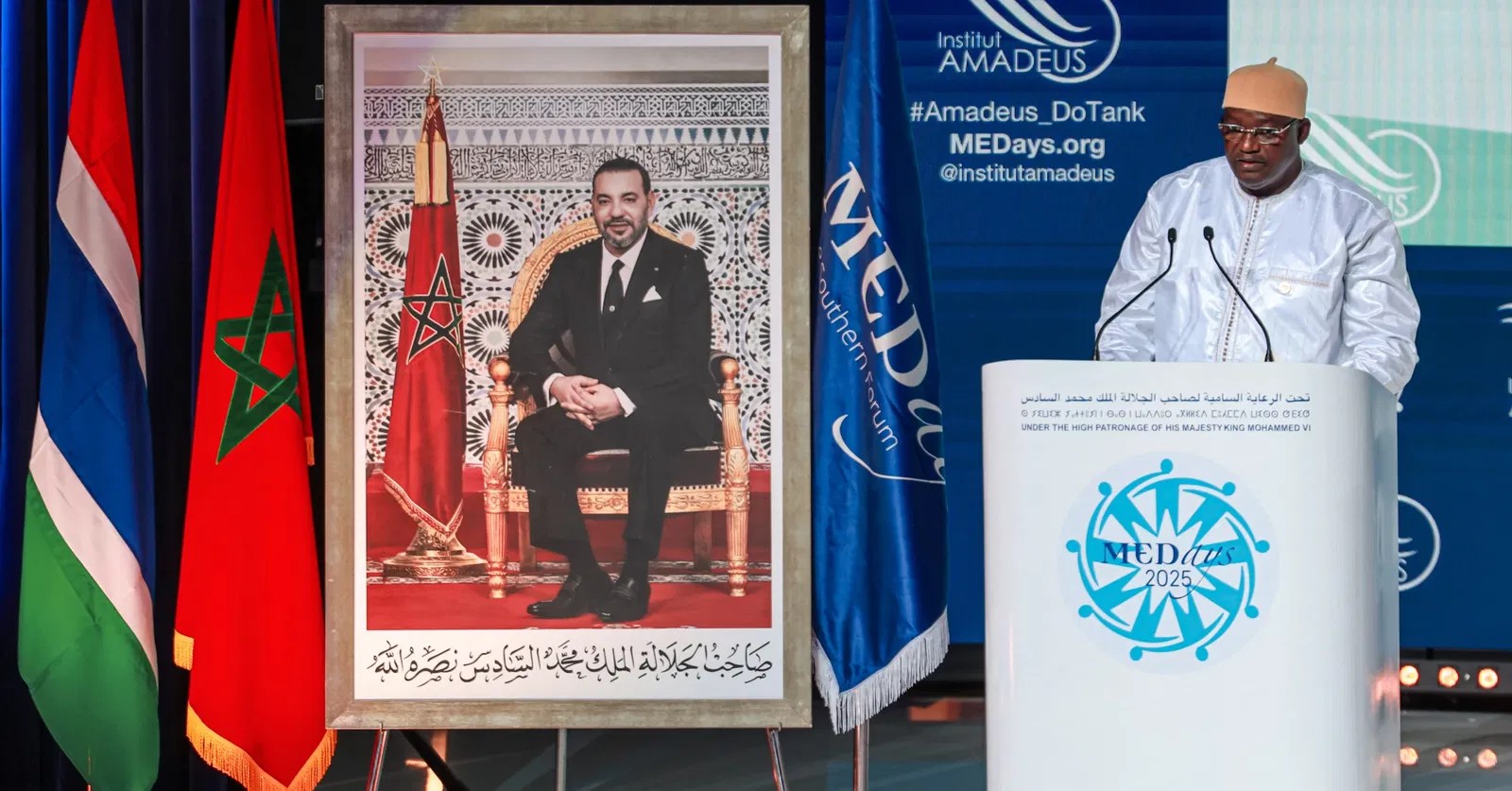 الملك محمد السادس يدعو رئيس غامبيا إلى تطوير التعاون الثنائي