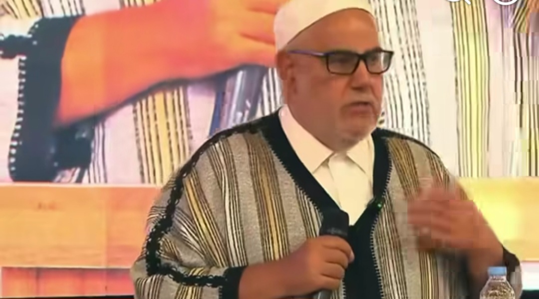 بنكيران يشيد بولد الرشيد من العيون: “إلى كنتو مع الزعيم ديالكم السي حمدي ما عندي ما نقول.”