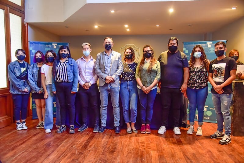 Trelew: El Municipio abrió inscripción para becas estudiantiles y comienza con las clases de apoyo