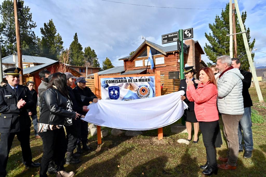 Cholila ya tiene nueva cisterna de agua y una Comisaría de la Mujer