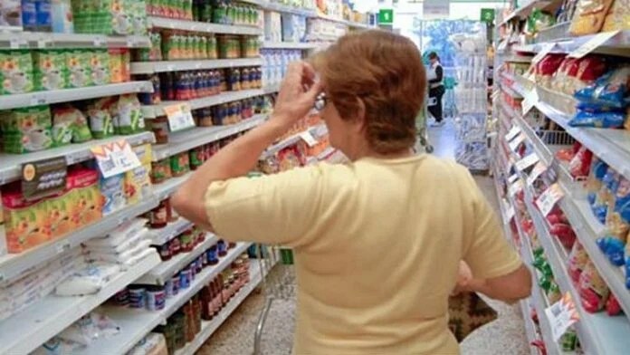 «Dólar Batakis» y economía ultrasensible: comercios cerrados, aumentos masivos del 20% y ruidos de desabastecimiento