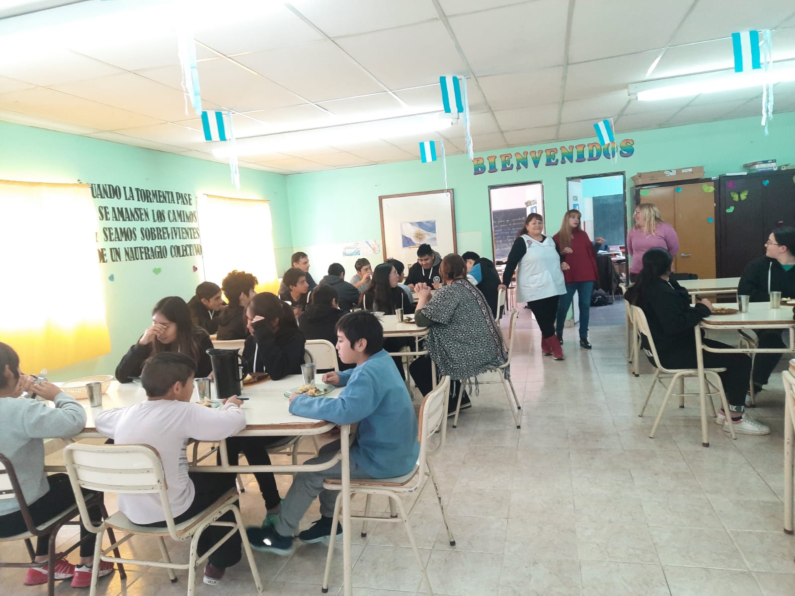 Funcionarios del Ministerio de Educación recorrieron escuelas de la Región IV