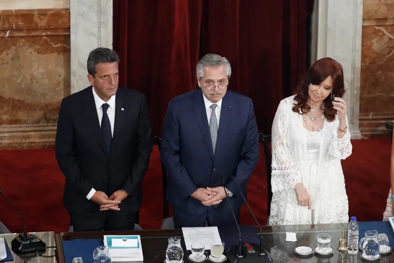 Entretela de la política: Cristina quiere ser, Alberto se defiende como puede, y el ‘sopapo’ de Massa a Béliz