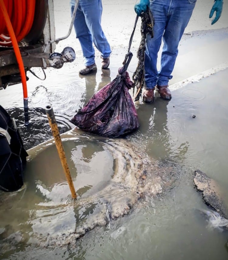 Madryn: realizarán denuncia por la obstrucción intencional del sistema cloacal en la zona Oeste