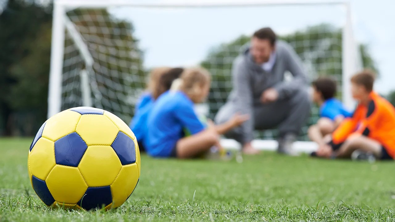 Sastre firmó un convenio para que alumnos del IDES de Trelew realicen prácticas en Madryn