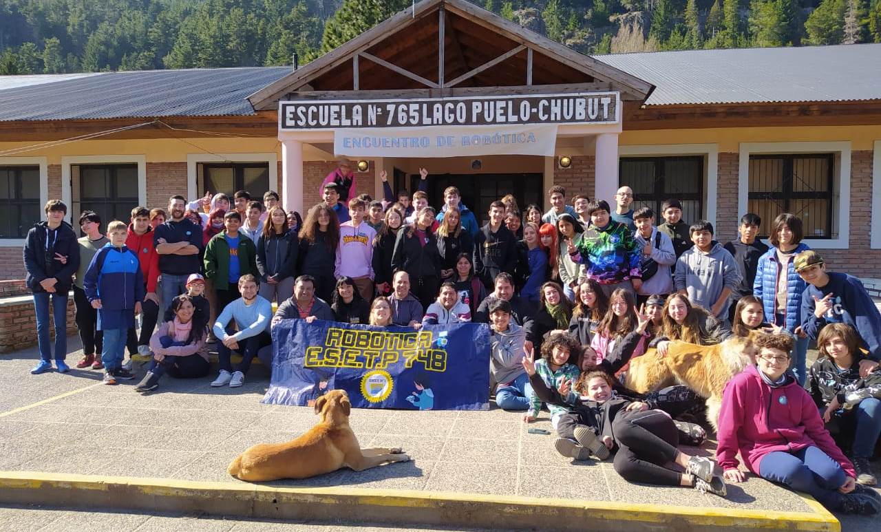Más de 90 estudiantes participaron de la Liga de Robótica en Lago Puelo