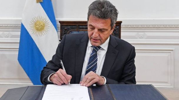 Presupuesto 2023 al Congreso: inflación 60%, crecimiento 2%, déficit 1,9% y promesa de reducir la emisión