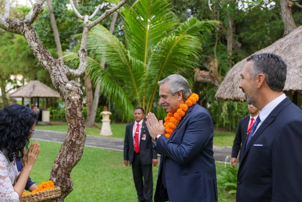 Alberto Fernández llegó a Bali: reunión del G20, agenda extendida y pedidos internacionales