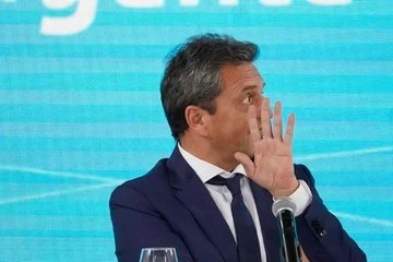Massa volvió a recortar el gasto público un 20% en octubre: este martes publicarán los números oficiales
