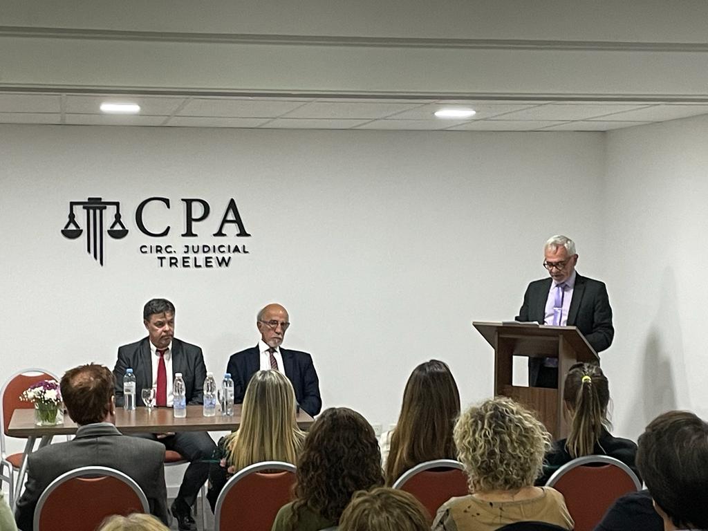 Trelew: Vivas participó en la reinauguración de la sede del Colegio de Abogados