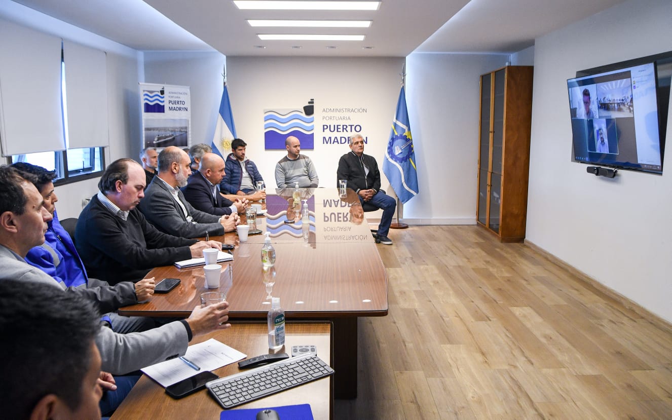 Madryn: Sastre gestiona líneas de crédito con el BICE para empresas pesqueras locales