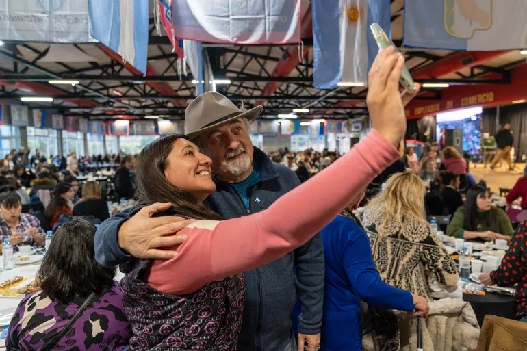 Sacando votos de la galera