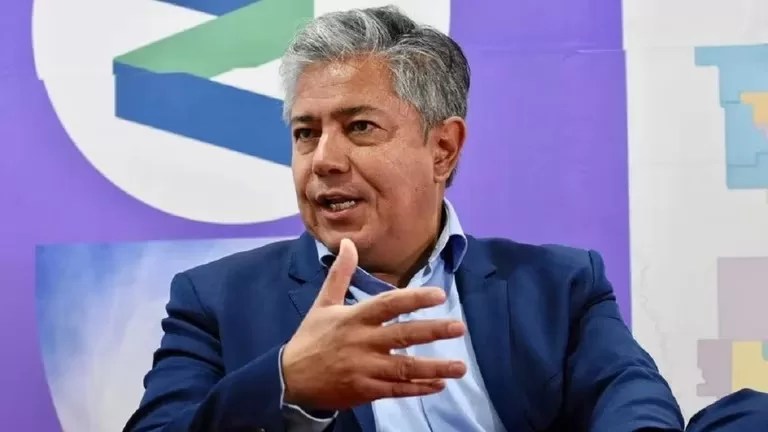 El Gobernador de Neuquén busca terminar con las jubilaciones de privilegio: la Legislatura hoy trata el proyecto