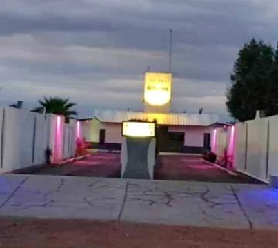 Mendoza: asaltaron a cinco parejas en un hotel alojamiento y les robaron un auto