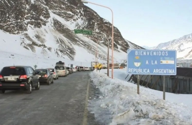 Seguirá cerrado el Paso Cristo Redentor por las intensas nevadas