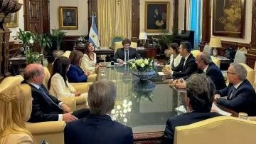 Nación convocará a una mesa tripartita con representantes empresariales, sindicales y del Poder Ejecutivo