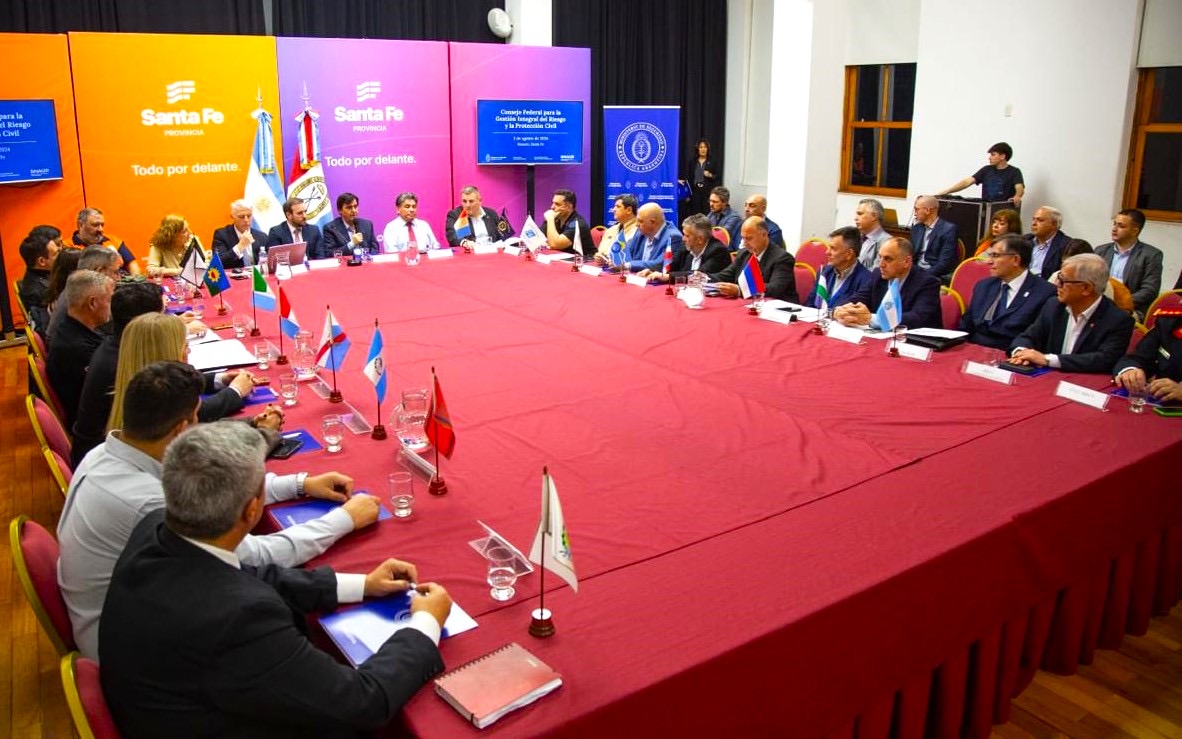 Chubut expuso sobre experiencias en grandes incendios en un congreso internacional