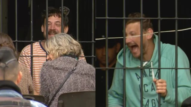 Muy divertidos- Trasladaron a los hermanos Kiczka, acusados de pedofilia, a un penal de Misiones