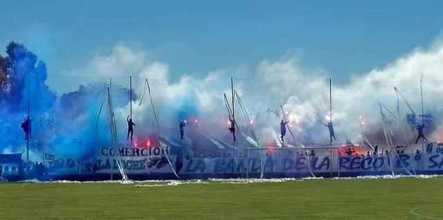 La barra brava de Brown de Madryn amenazó de muerte a los jugadores antes del clásico 