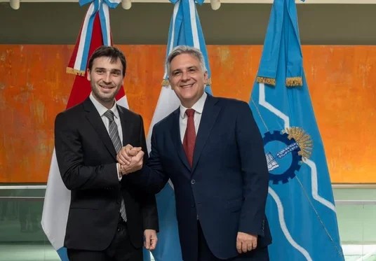 Torres con Llaryora en Córdoba: gestiones para traccionar la aprobación del Presupuesto Nacional