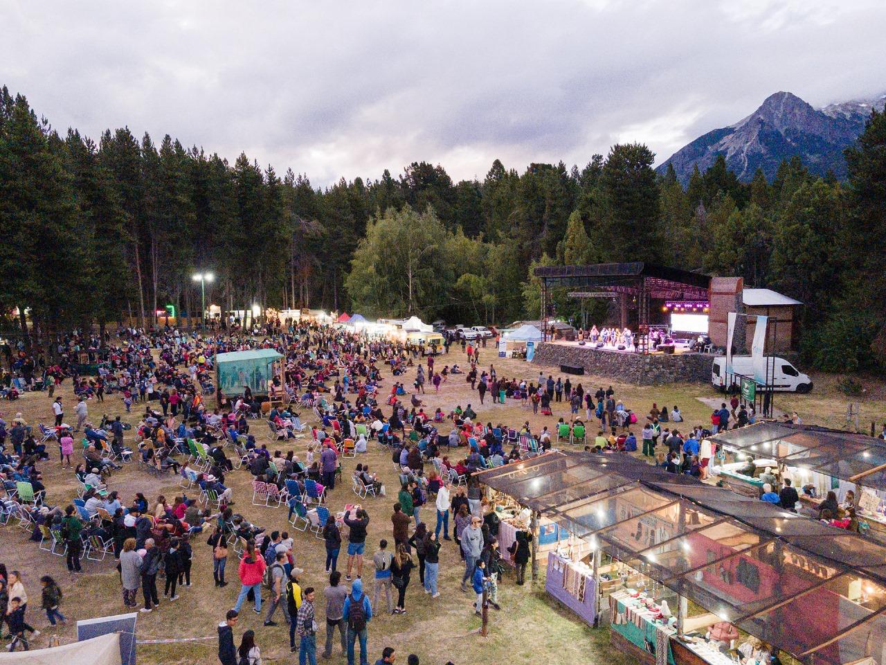 Chubut tendrá tres fiestas populares este fin de semana: Cushamen, Atilio Viglione y El Hoyo