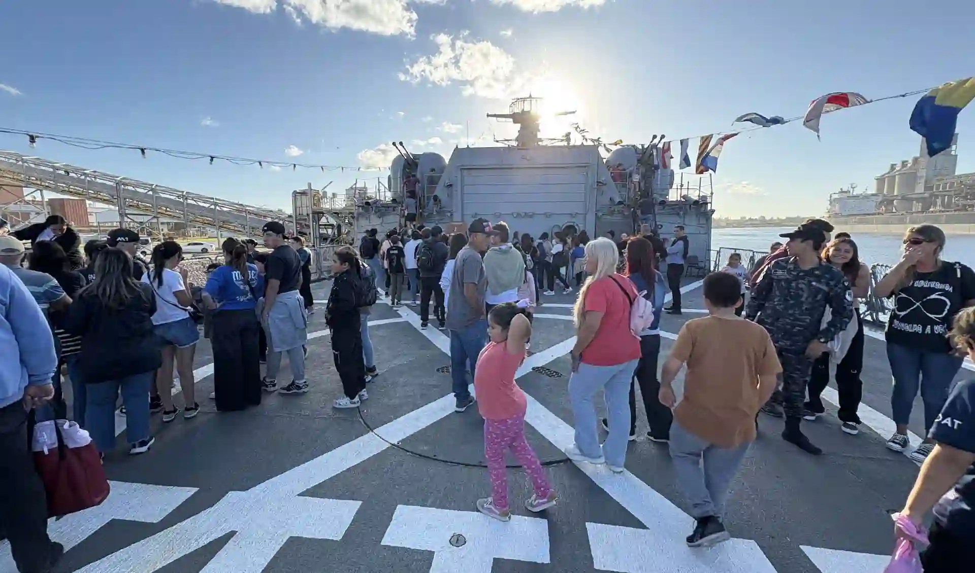 Llegan tres buques de la Armada a Madryn: con visitas gratis este domingo