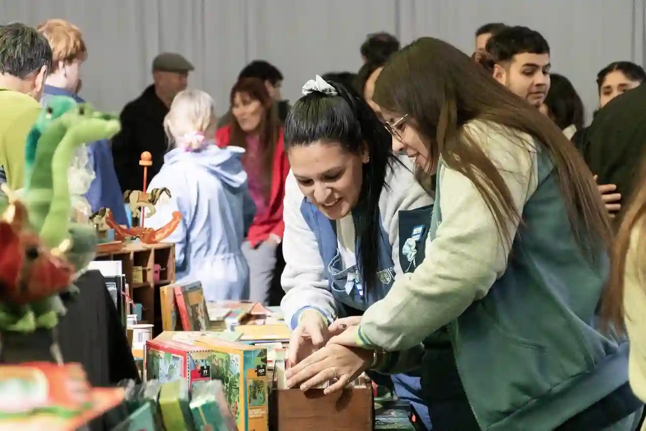 Comienzan las Ferias del Libro de Chubut: cómo es el calendario 2025 en cada ciudad