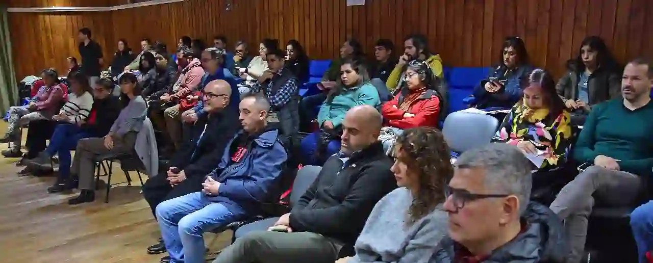 Esquel en el Día del Ambiente en Esquel con una capacitación sobre construcción sustentable