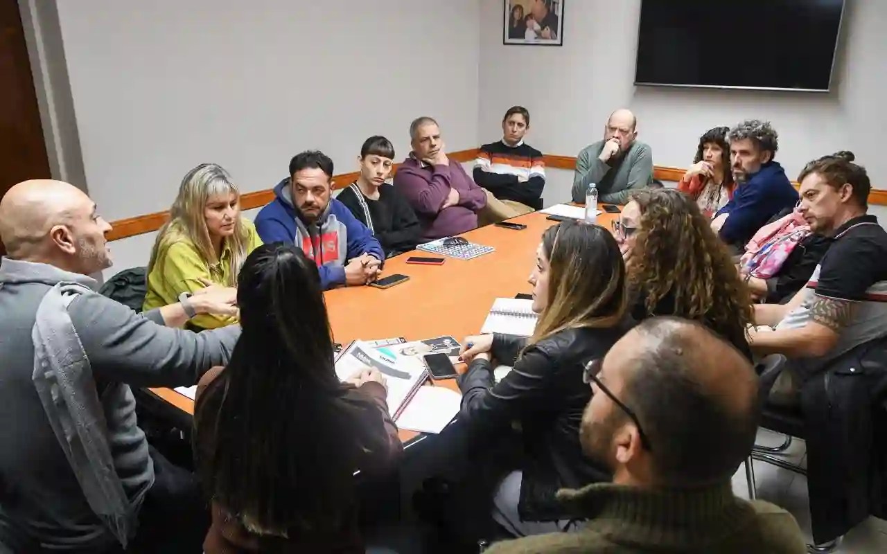 Municipios Unidos por la Niñez: Madryn firmó el acta de adhesión junto a UNICEF