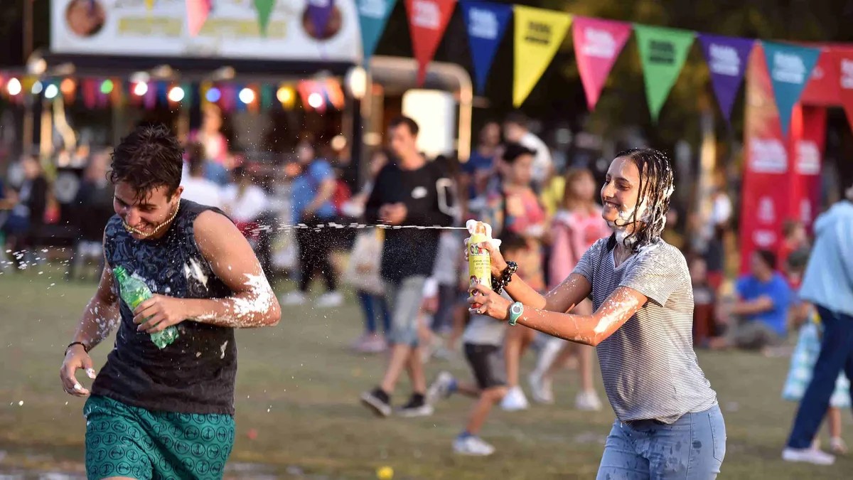 Feriado de Carnaval récord: viajaron 3 millones de turistas y gastaron más de 1 billón de pesos