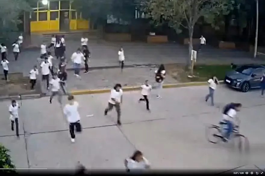 Santa Fe: Un chico entró con una escopeta a la escuela, mató a un compañero e hirió a dos mas