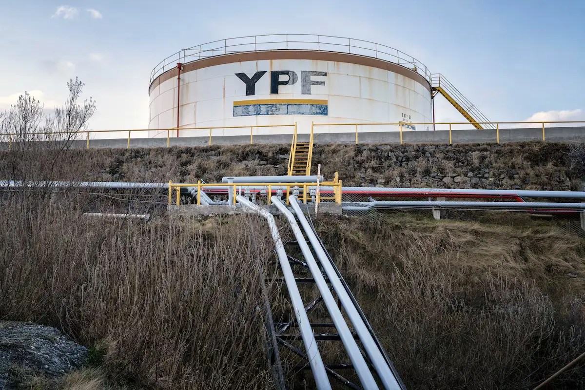El gran negocio de YPF en Chubut: U$S 25 millones por un pasivo ambiental que podría costar 400 millones de dólares